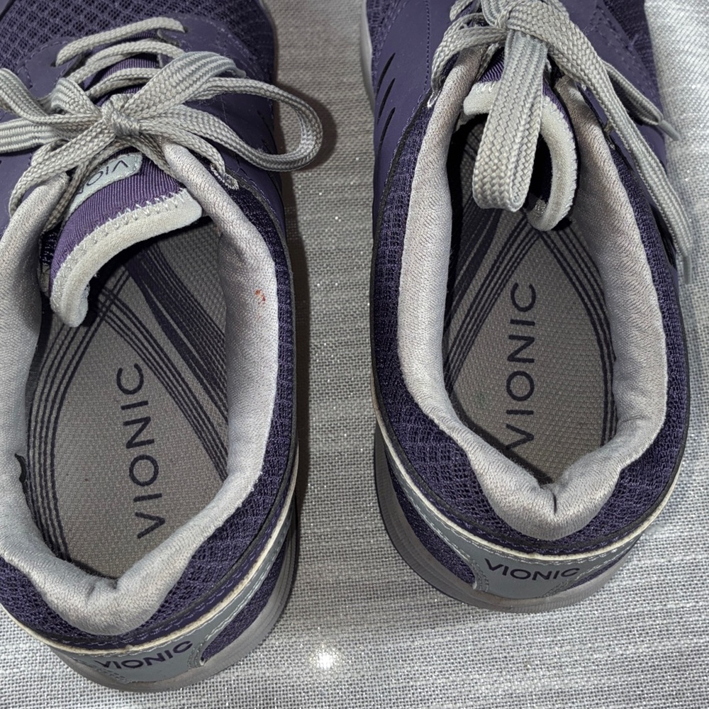 VIONIC Venture Comfort Athletic Running Sneakers Purple Gray Sz 7.5 Wide EUC - Picture 4 of 7